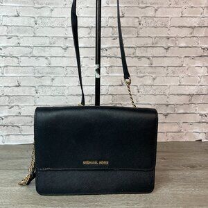 Michael Kors Daniela large saffiano leather crossbody bag